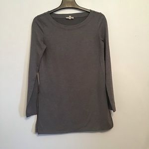 Aritzia Wilfred Free Long Sleeve With Side Slits Top